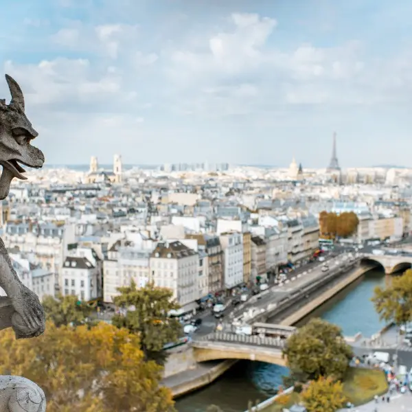 פריז מחכה לכם: חוו את הקסם הצרפתי האמיתי!