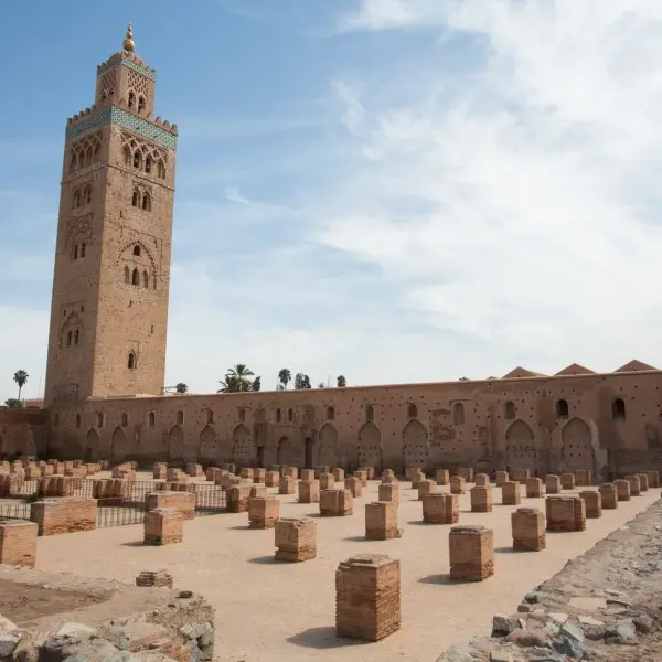 גלה את מרקש – עולם של צבעים, טעמים והרפתקאות!