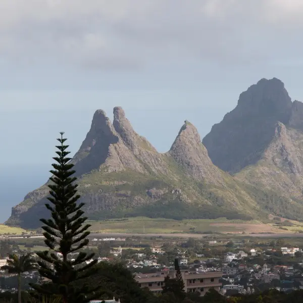 גלה את פורט לואיס – הקסם האקזוטי של מאוריציוס