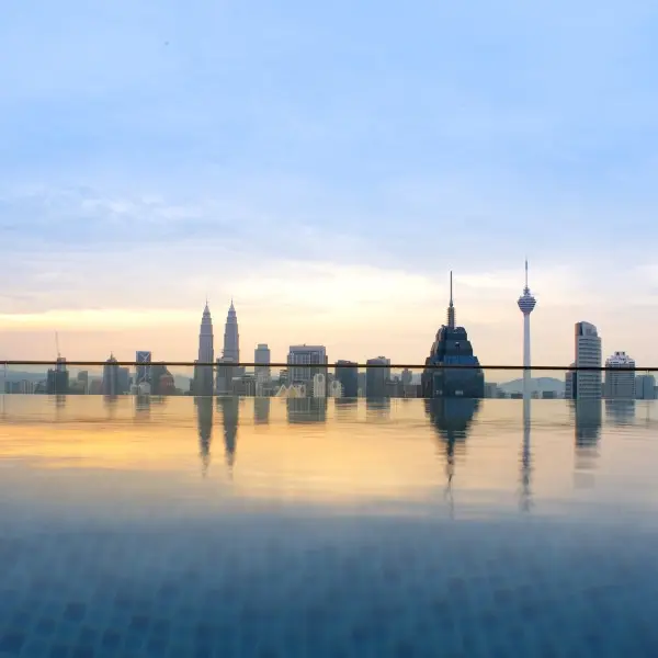 פנאנג: כשהקסם המזרחי פוגש את ההתרגשות האורבנית